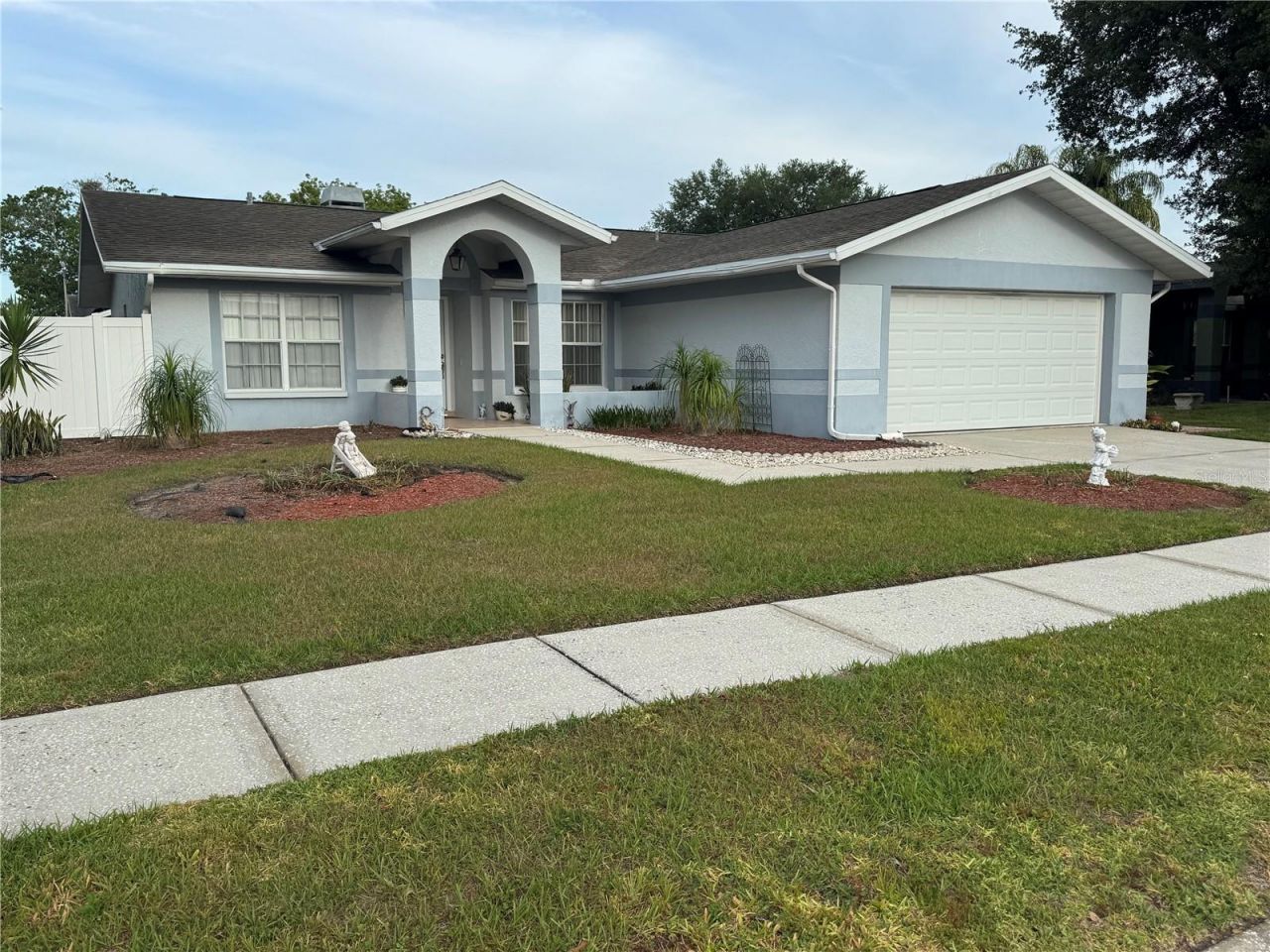 1915 Cheney Court, Lutz, FL 33549 Photo