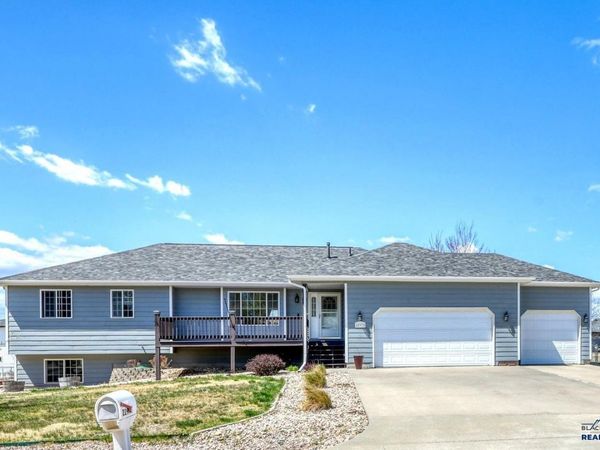 22975 MORNINGLIGHT DR, Rapid City, SD 57703