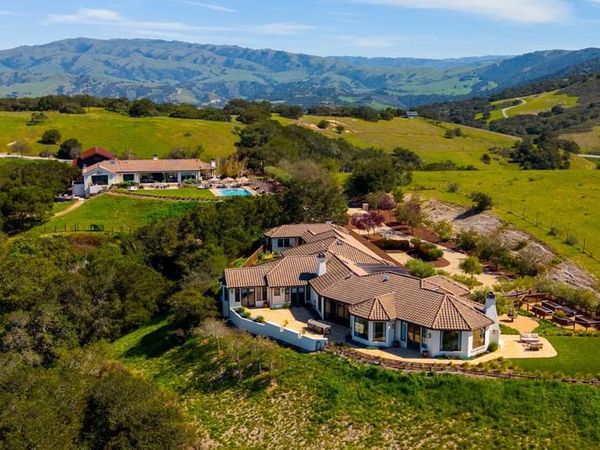 27350 Upper Forty Drive, Carmel Valley, CA 93924