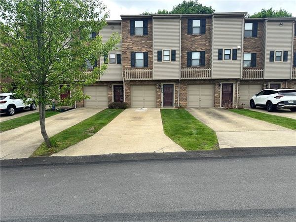 118 Forest Dr, Seven Fields, PA 16046