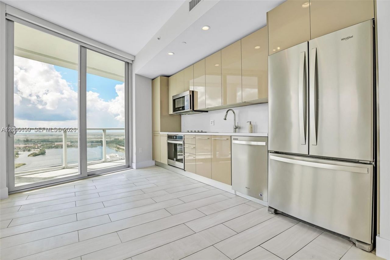 2000 Metropica Way , Unit 2204, Sunrise, FL 33323 Photo