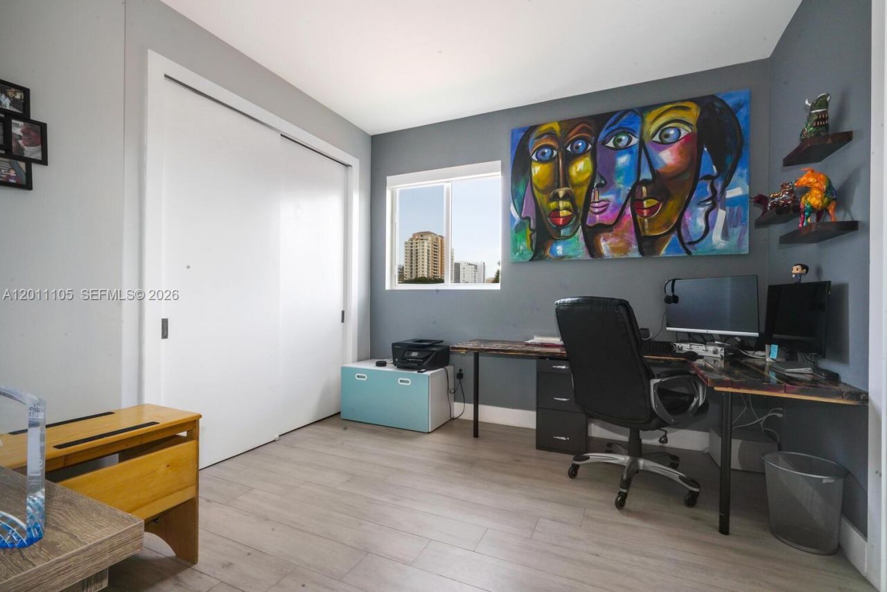 3446 SW 23rd St , Unit 3446, Miami, FL 33145 Photo