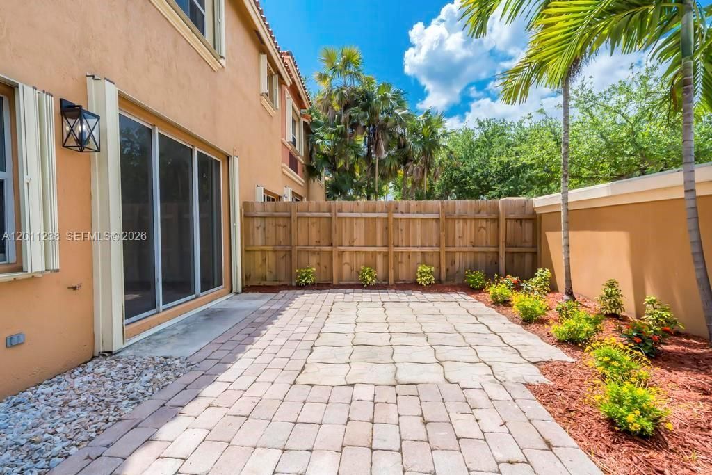 15213 SW 30th Ter , Miami, FL 33185 Photo