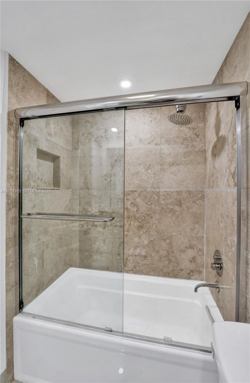 300 Diplomat Pkwy, Unit 204, Hallandale Beach, FL 33009 Photo