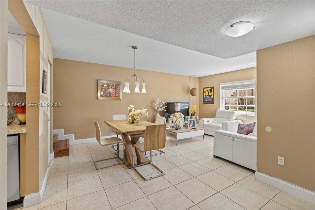 12035 SW 19th Ter , Unit 39, Miami, FL 33175 Photo