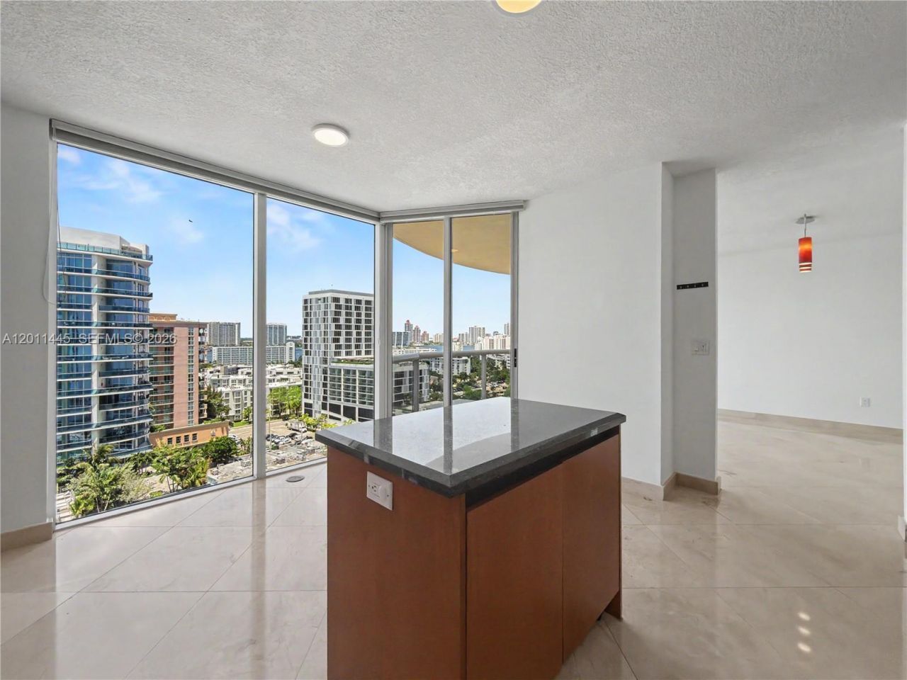 17555 Collins Ave, Unit 1502, Sunny Isles Beach, FL 33160 Photo