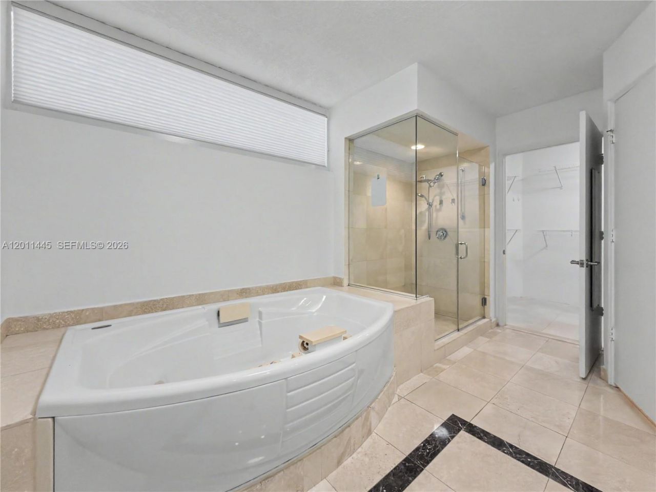 17555 Collins Ave, Unit 1502, Sunny Isles Beach, FL 33160 Photo