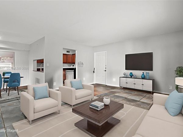 3083 N Oakland Forest Dr , Unit 206, Oakland Park, FL 33309