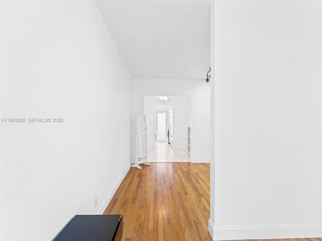 1235 Euclid Ave , Unit 16, Miami Beach, FL 33139 Photo