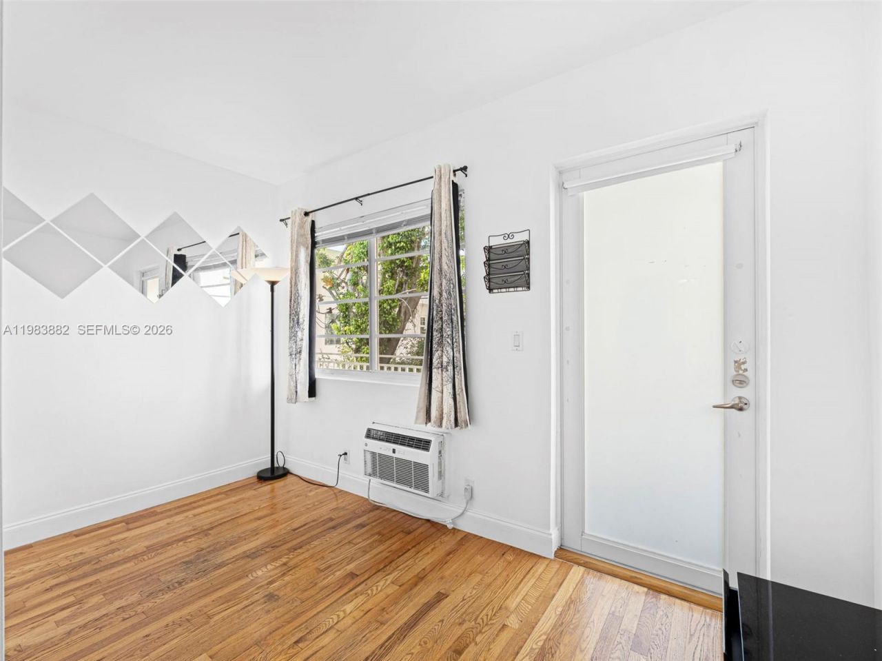 1235 Euclid Ave , Unit 16, Miami Beach, FL 33139 Photo
