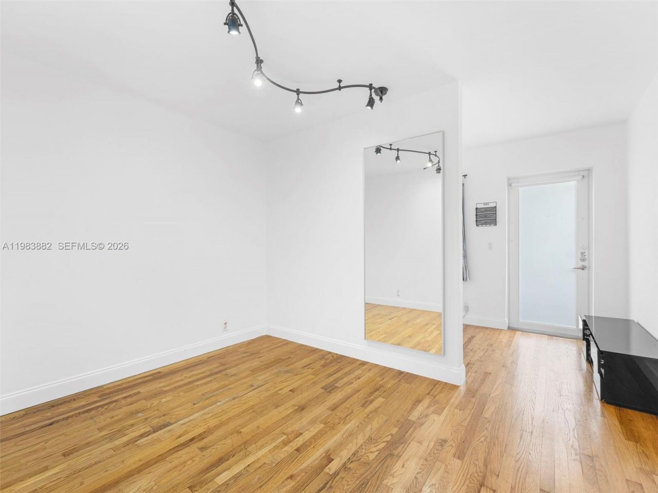 1235 Euclid Ave , Unit 16, Miami Beach, FL 33139 Photo