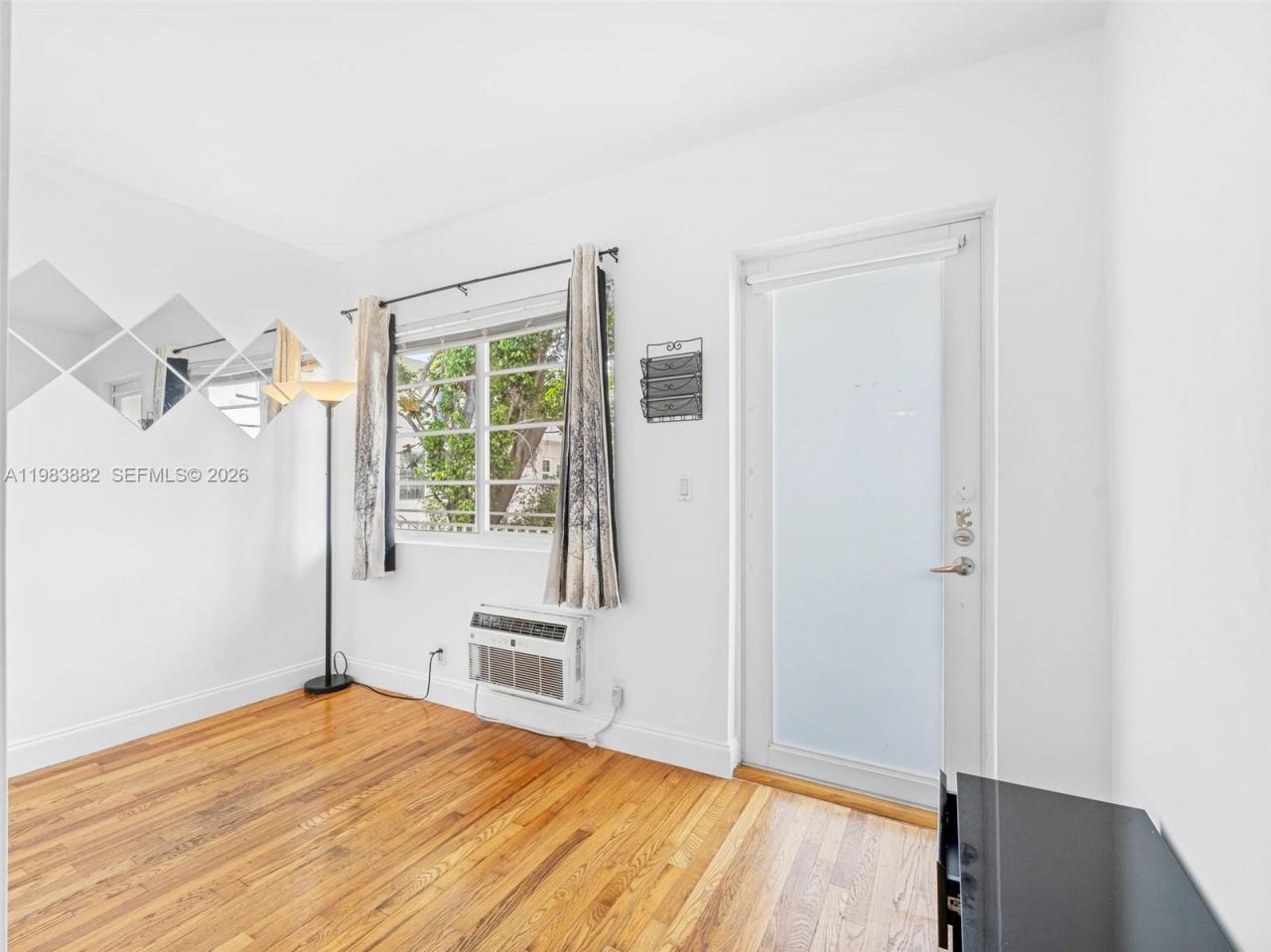 1235 Euclid Ave , Unit 16, Miami Beach, FL 33139 Photo