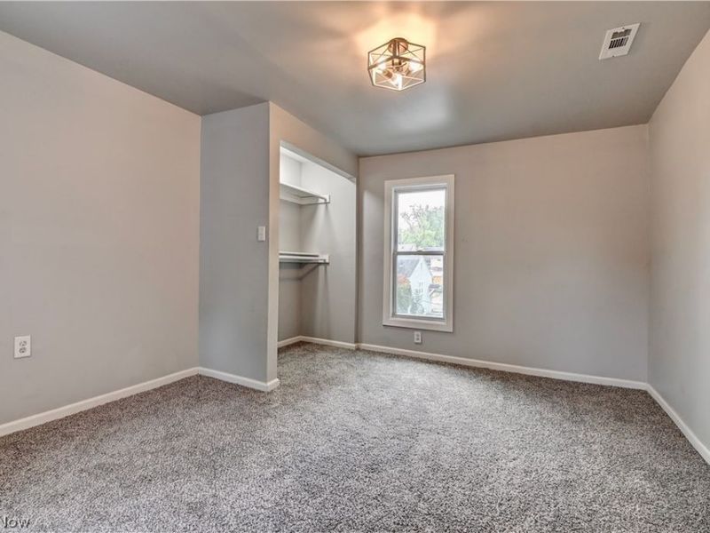 325 W Maryland Avenue, Sebring, OH 44672 Photo 15