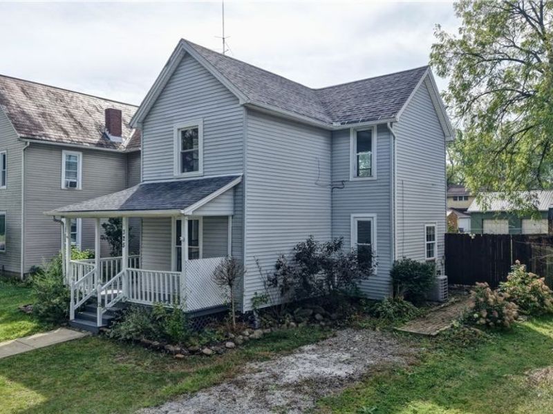 325 W Maryland Avenue, Sebring, OH 44672 Photo 2