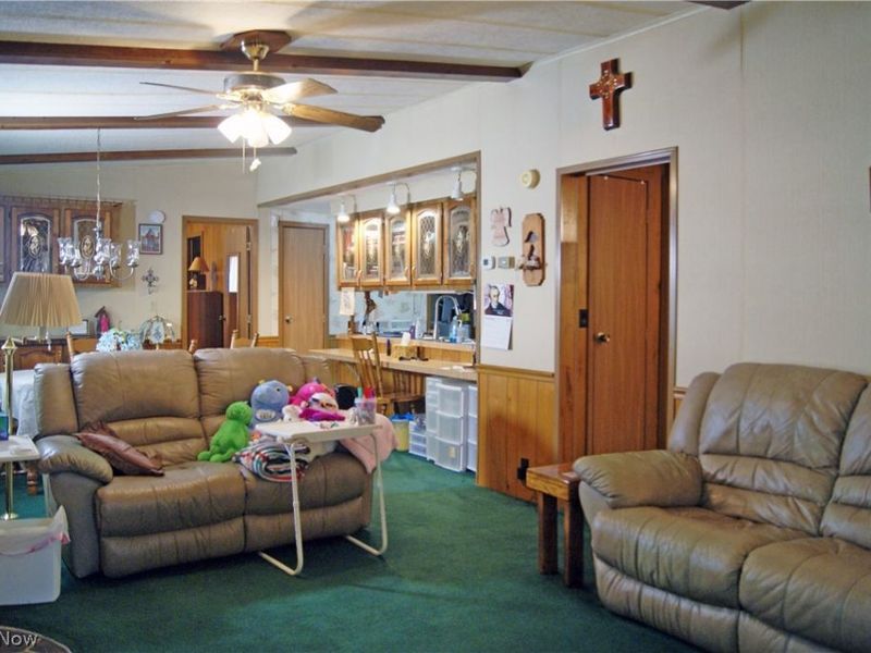 1241 Bison Street NW, Massillon, OH 44647 Photo 5