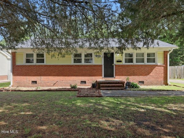 310 White Oak Street, Jacksonville, NC 28540
