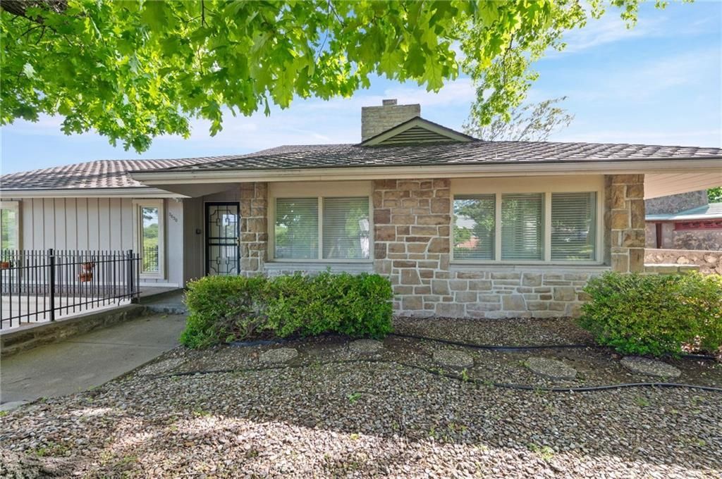 3630 N Briarcliff Road, Kansas City, MO 64116 Main Photo