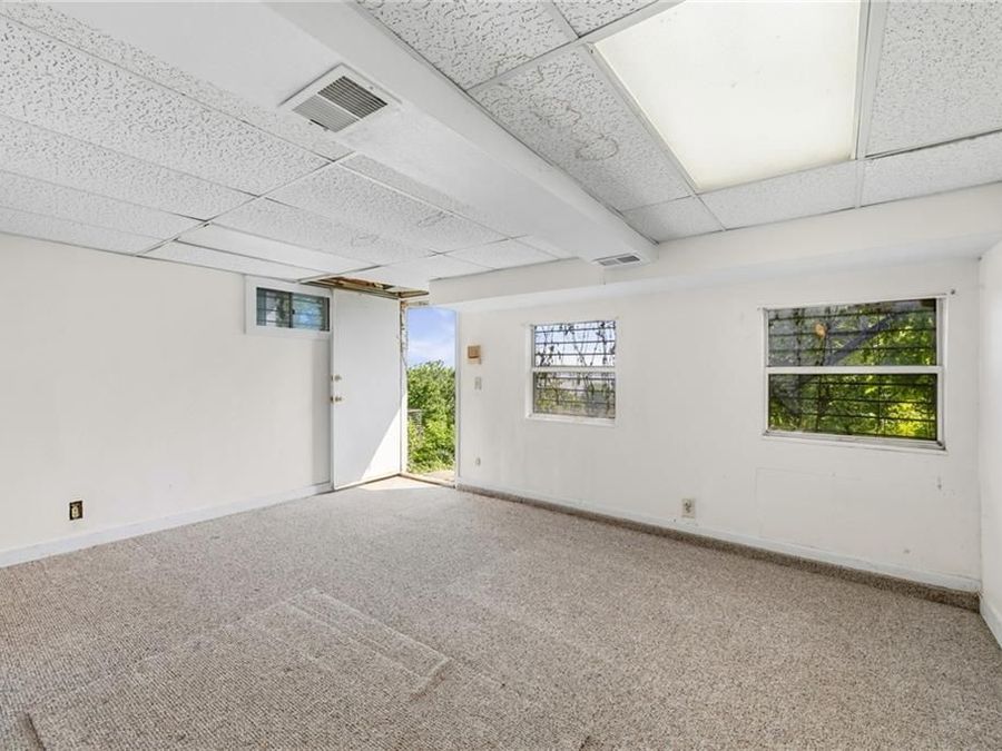 Property Image 77
