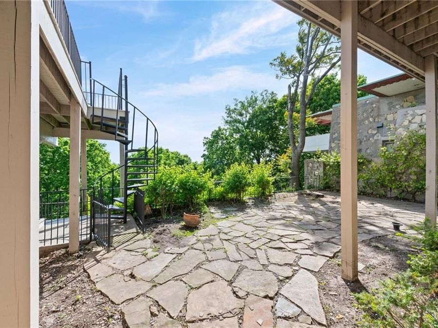 Property Image 90