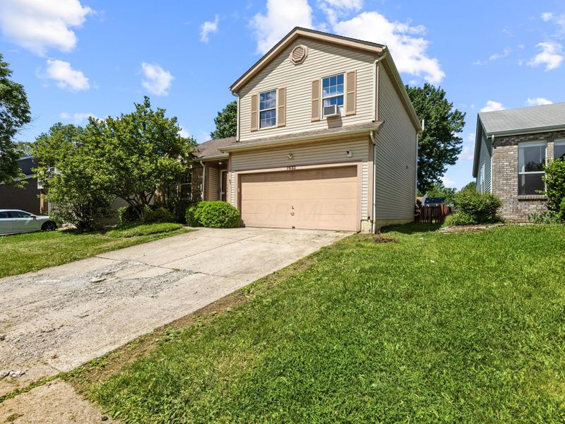 7632 Plainfield Drive , Pickerington, OH 43147 Photo 2