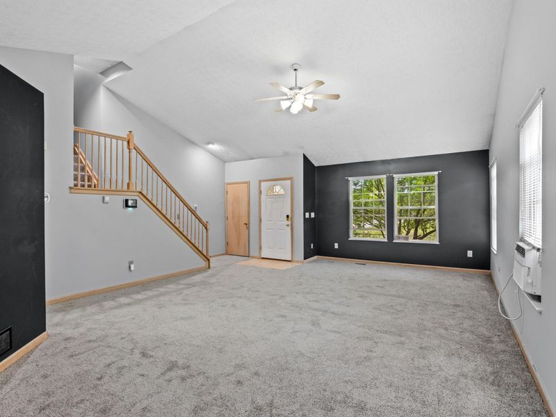 7632 Plainfield Drive , Pickerington, OH 43147 Photo 4