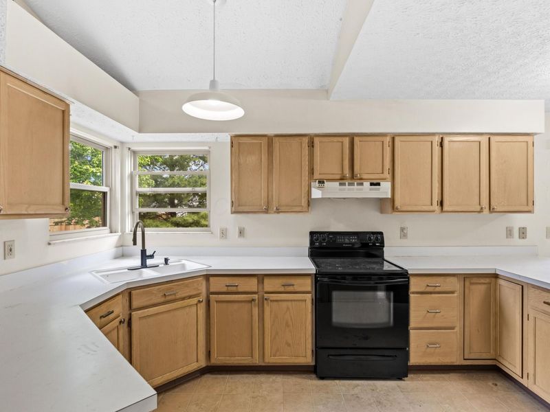 7632 Plainfield Drive , Pickerington, OH 43147 Photo 7