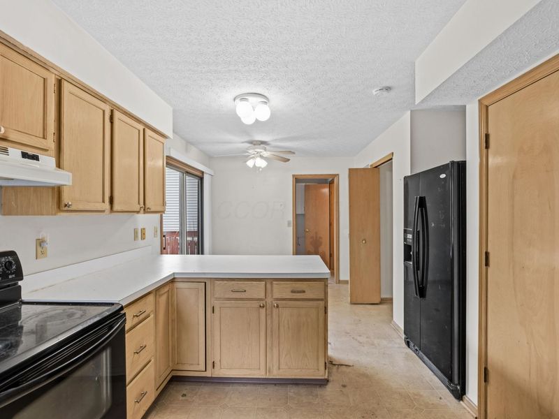 7632 Plainfield Drive , Pickerington, OH 43147 Photo 9