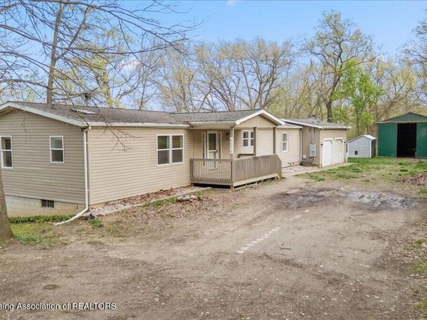 6575 Ann Arbor Road, Jackson, MI 49201
