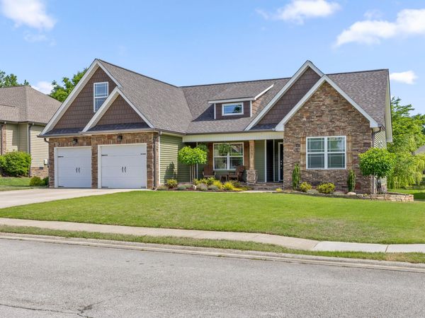3401 Willow Lake Circle, Chattanooga, TN 37419