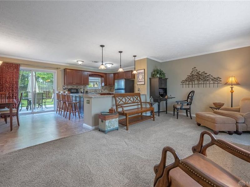 542 Crestgrove Avenue, Vandalia, OH 45377 Photo 3