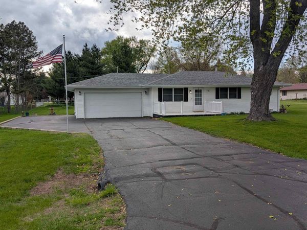 11188 3rd Street, ROSCOE, IL 61073