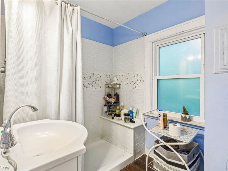 3590 Woodridge Road, Cleveland Heights, OH 44121 Photo 9