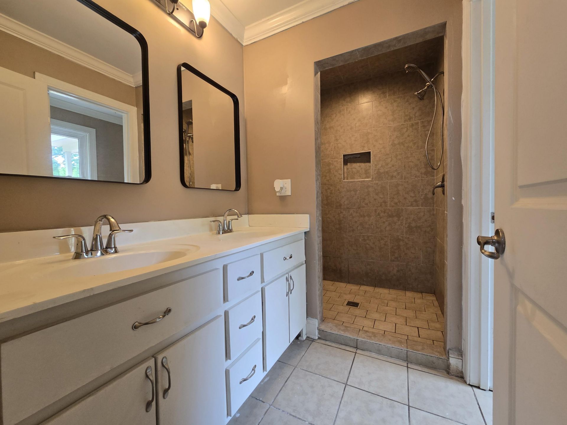 247 Park Drive Photo 12