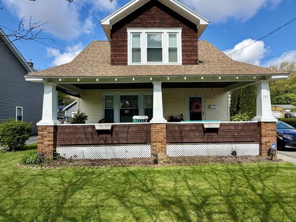 737 Jefferson Avenue, Jermyn, PA 18433