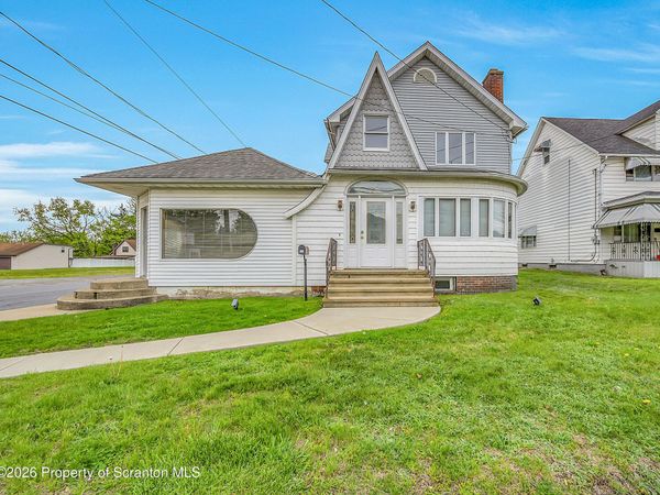 1101 S Main Street , Taylor, PA 18517