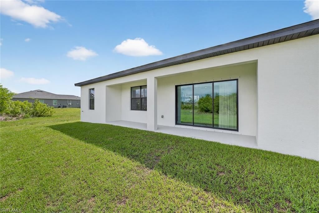 2008 NW 24th Pl, Cape Coral, FL 33993 Photo