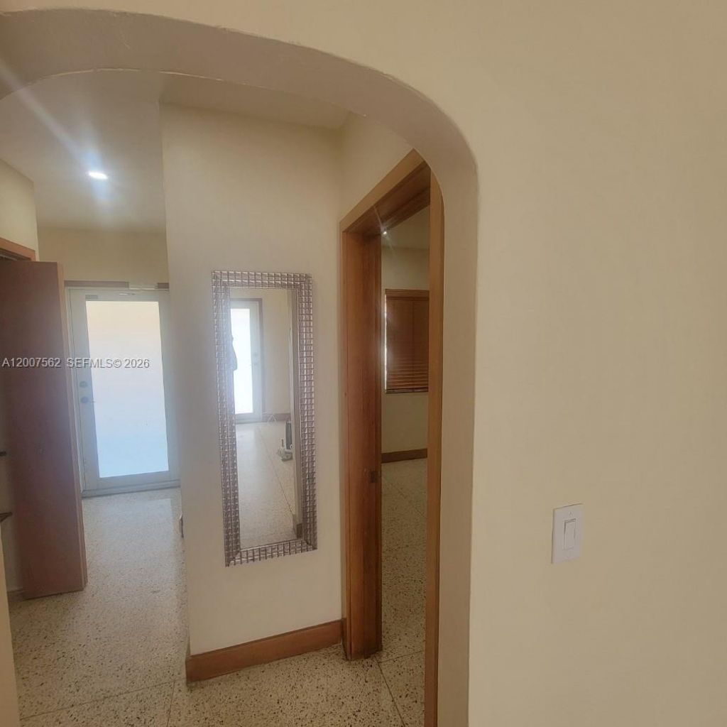 7400 Harding Ave , Unit 15, Miami Beach, FL 33141 Photo