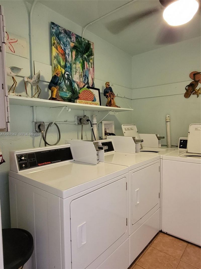 7400 Harding Ave , Unit 15, Miami Beach, FL 33141 Photo