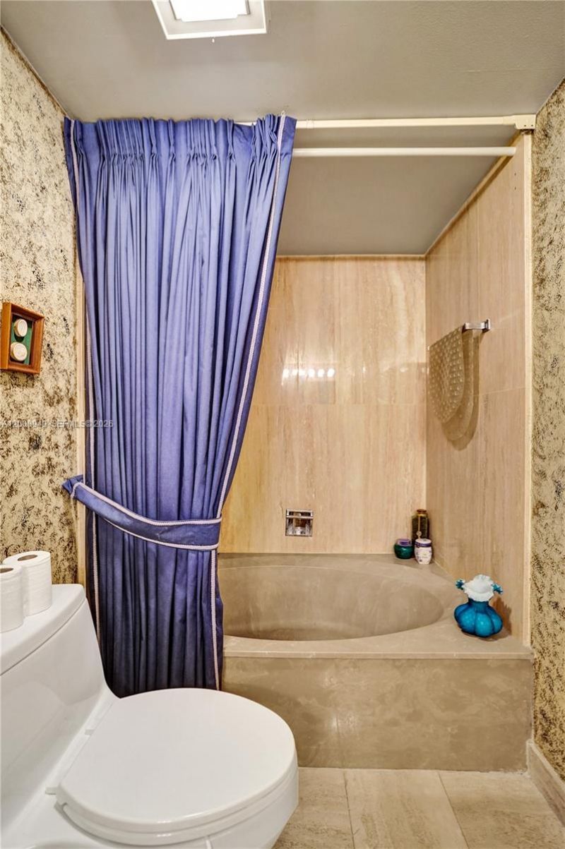 1201 S Ocean Dr, Unit 1905N, Hollywood, FL 33019 Photo
