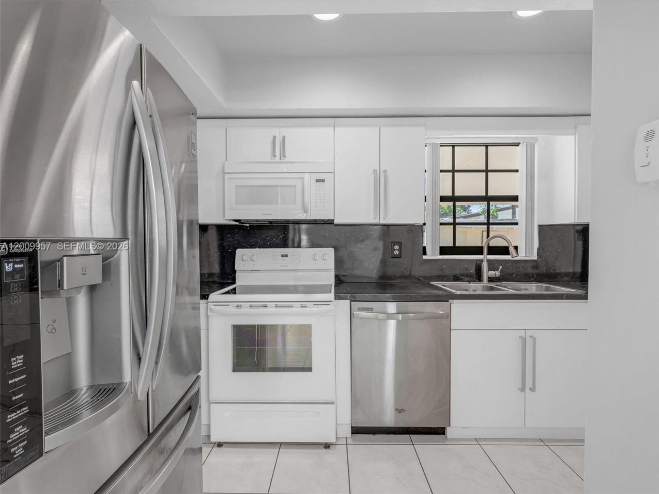 1322 SW 26th Ter, Fort Lauderdale, FL 33312 Photo