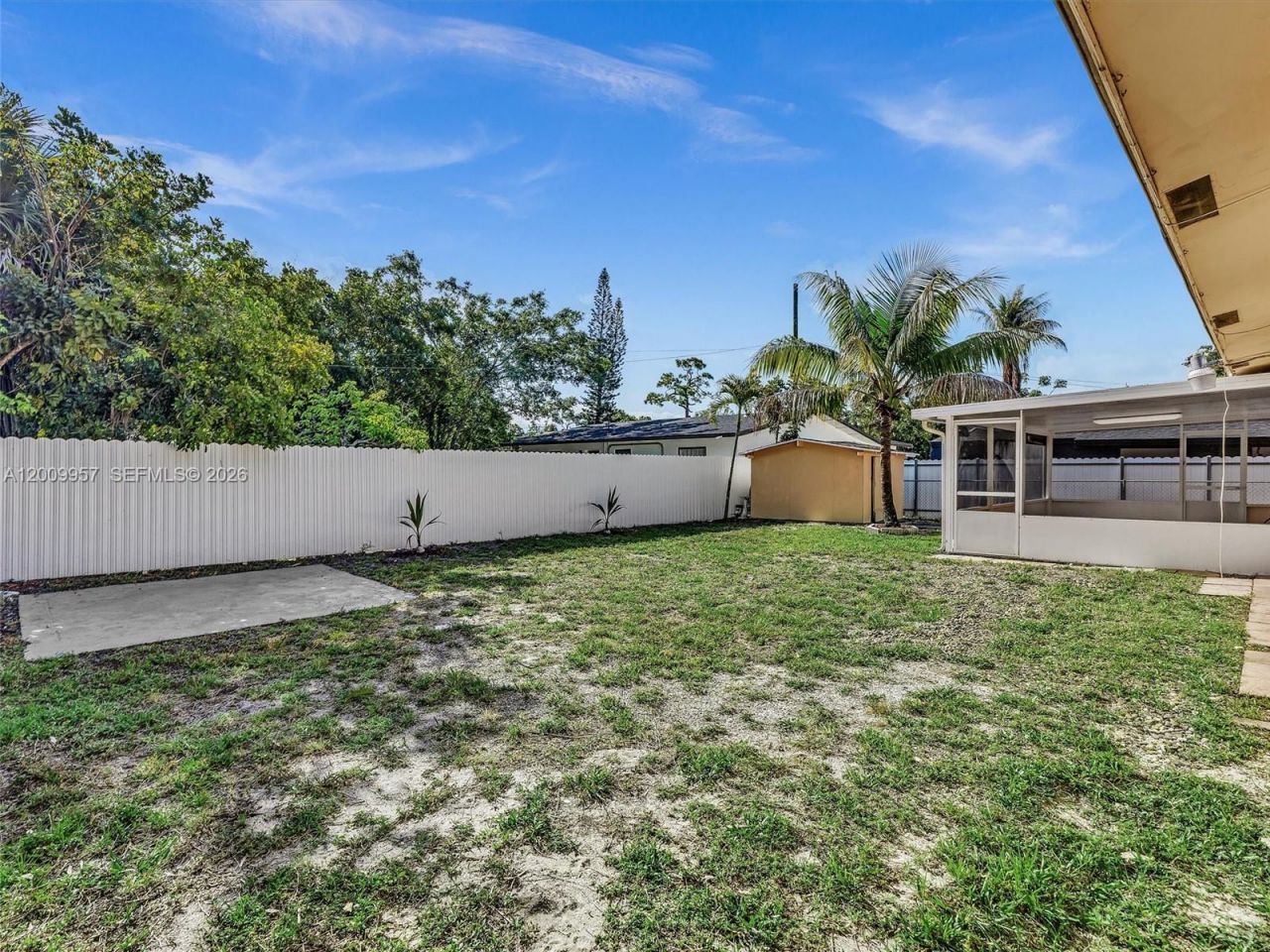 1322 SW 26th Ter, Fort Lauderdale, FL 33312 Photo