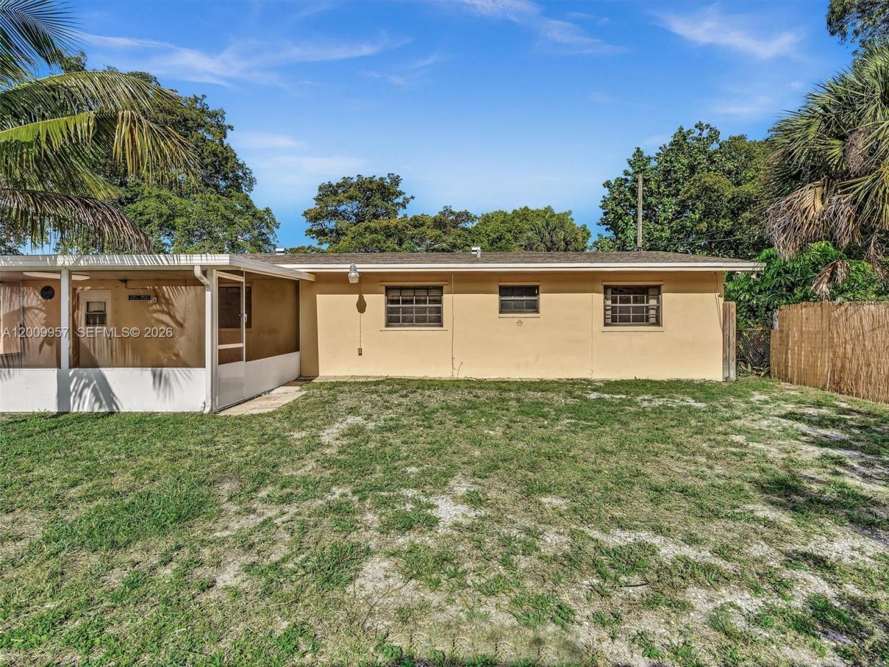 1322 SW 26th Ter, Fort Lauderdale, FL 33312 Photo