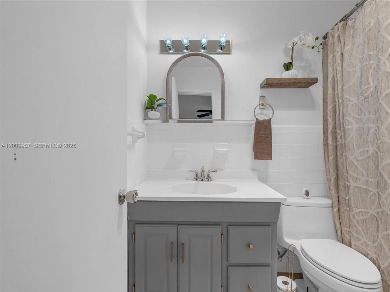 1322 SW 26th Ter, Fort Lauderdale, FL 33312 Photo