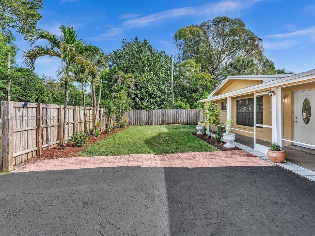 1322 SW 26th Ter, Fort Lauderdale, FL 33312 Photo