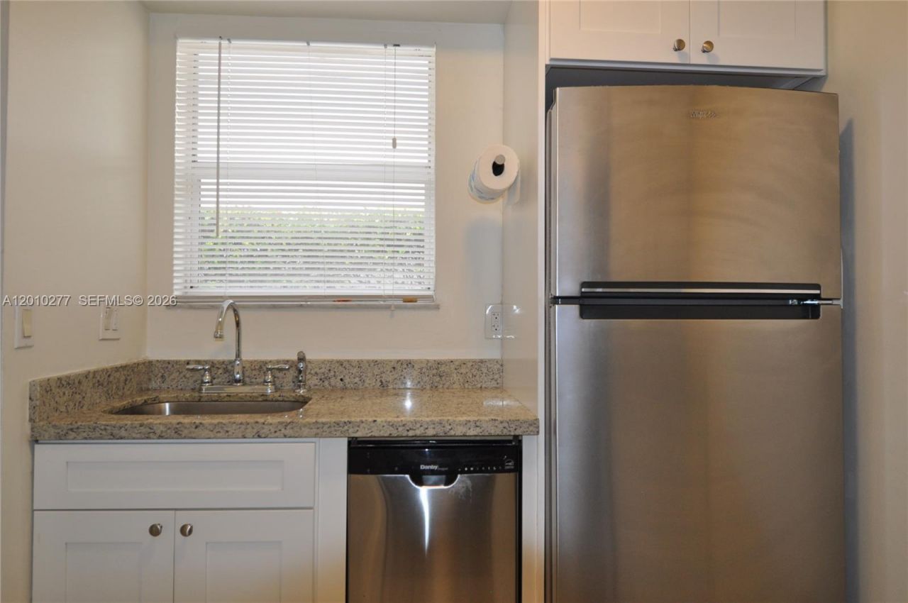 798 N Crandon Blvd , Unit 33-C, Key Biscayne, FL 33149 Photo