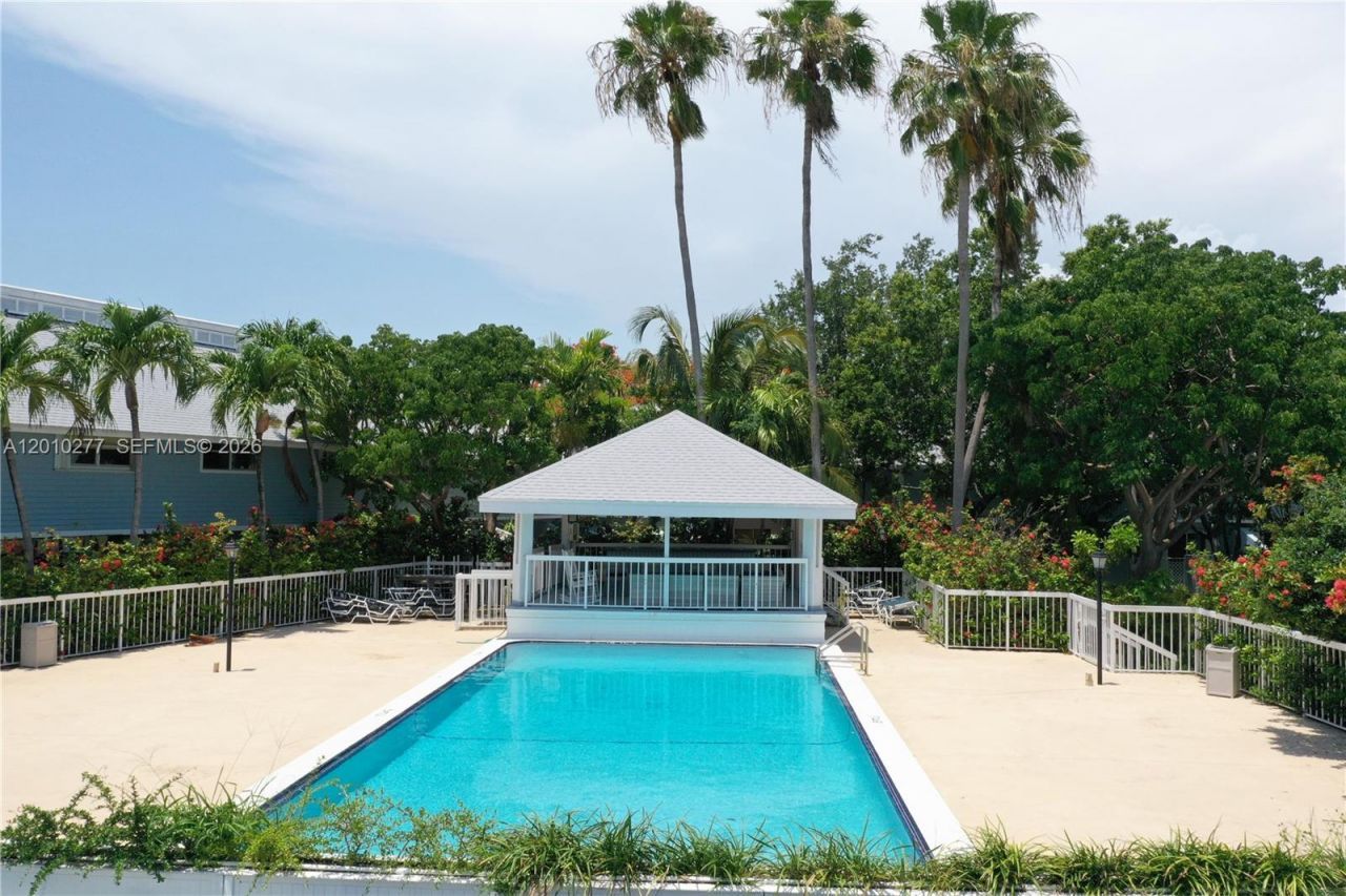 798 N Crandon Blvd , Unit 33-C, Key Biscayne, FL 33149 Photo