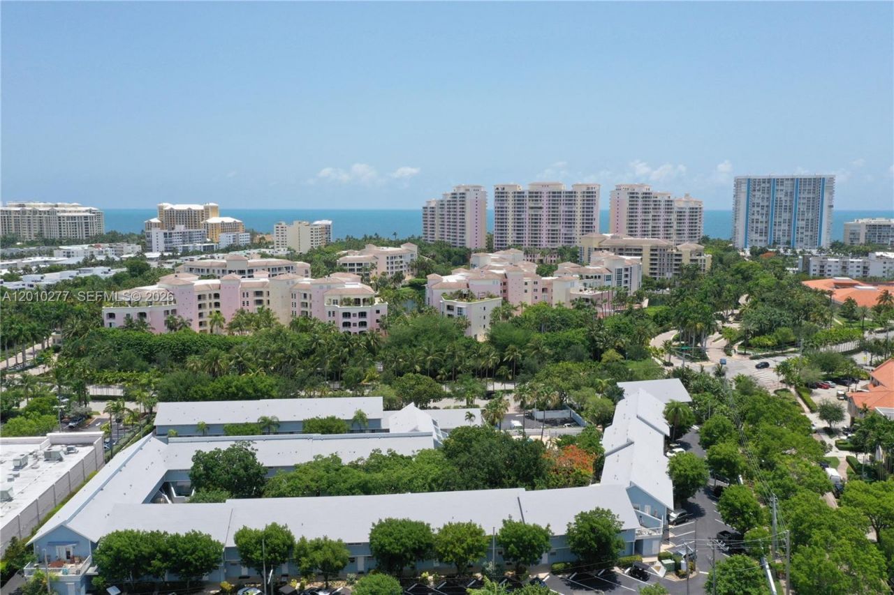 798 N Crandon Blvd , Unit 33-C, Key Biscayne, FL 33149 Photo