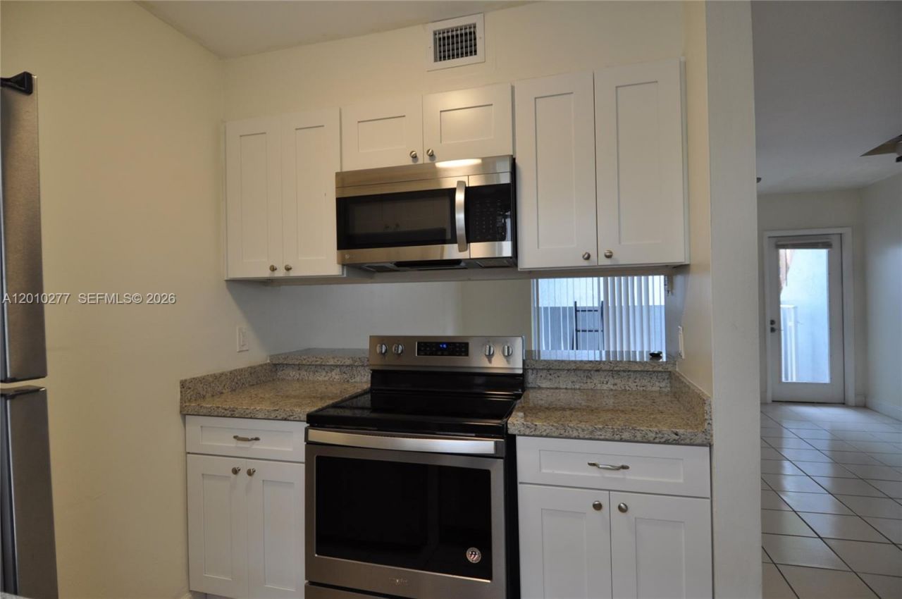 798 N Crandon Blvd , Unit 33-C, Key Biscayne, FL 33149 Photo