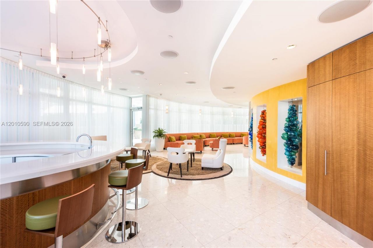 3801 Collins Ave , Unit 1502, Miami Beach, FL 33140 Photo