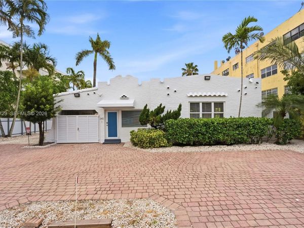 340 NE 125th St , North Miami, FL 33161